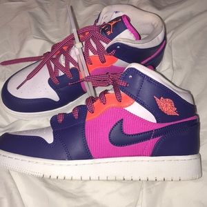 Girls retro ones Jordan’s